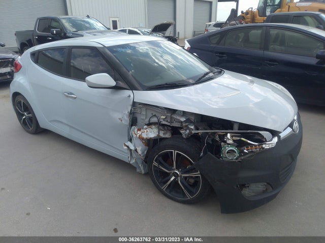 2015 KMHTC6AD5FU220711 main image
