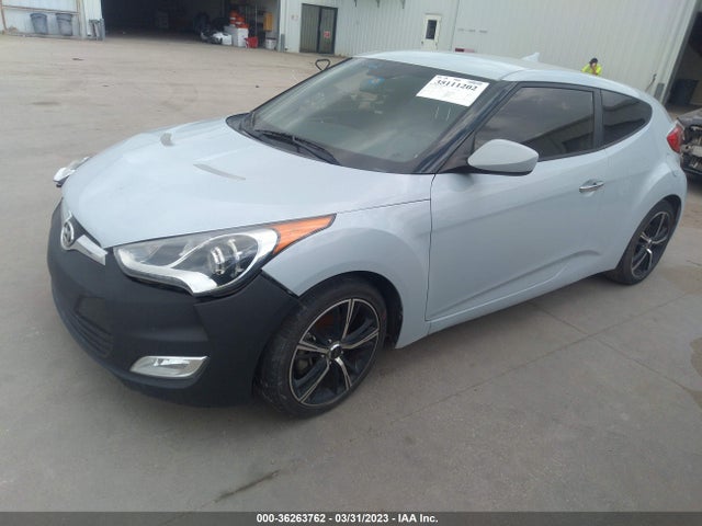Hyundai Veloster Flex 2015 KMHTC6AD5FU220711 Image 2