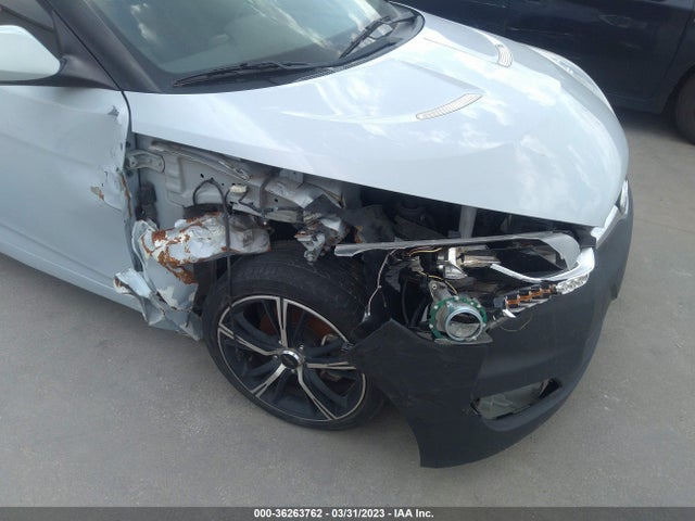 Hyundai Veloster Flex 2015 KMHTC6AD5FU220711 Image 7