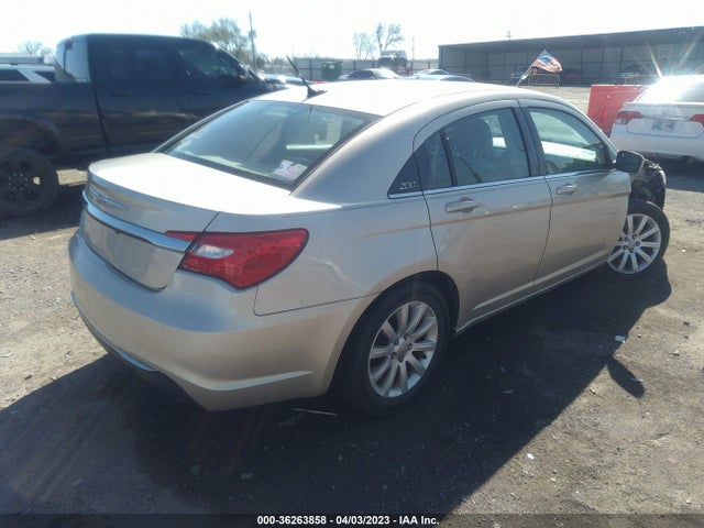 1C3CCBBB7EN120049 Chrysler 200 Touring