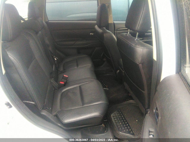 JA4AD3A36HZ058263 Mitsubishi Outlander Se/sel