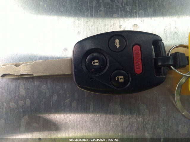 2011 HONDA ACCORD SDN LX VIN: 1HGCP2F37BA112752
