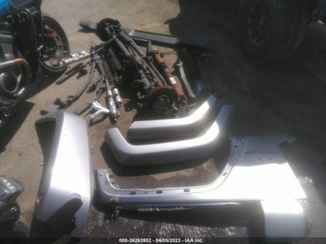 1C4BJWEG6HL564549 Jeep Wrangler Unlimited Sahara