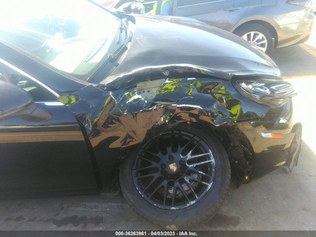 2018 Porsche Cayenne, VIN: WP1AB2A27JLA60611