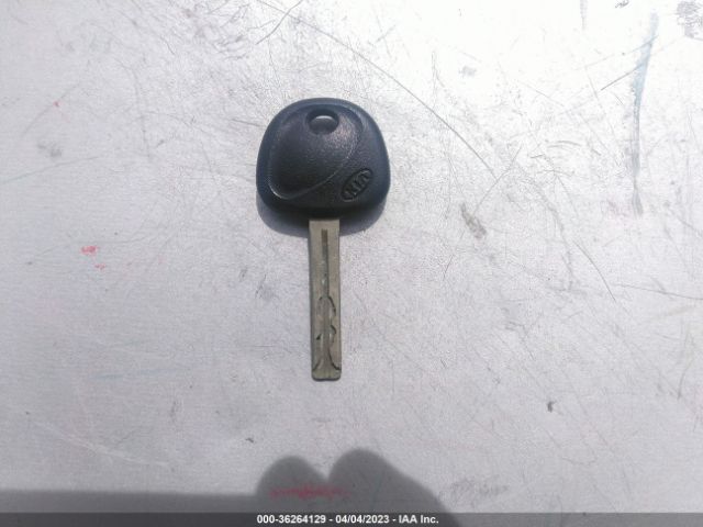 KNADM4A36E6402676 KIA RIO LX