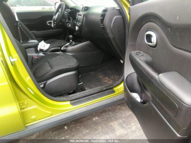 KNDJP3A59J7895105 KIA SOUL +
