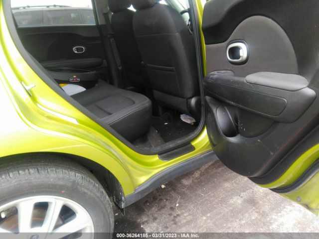 KNDJP3A59J7895105 KIA SOUL +