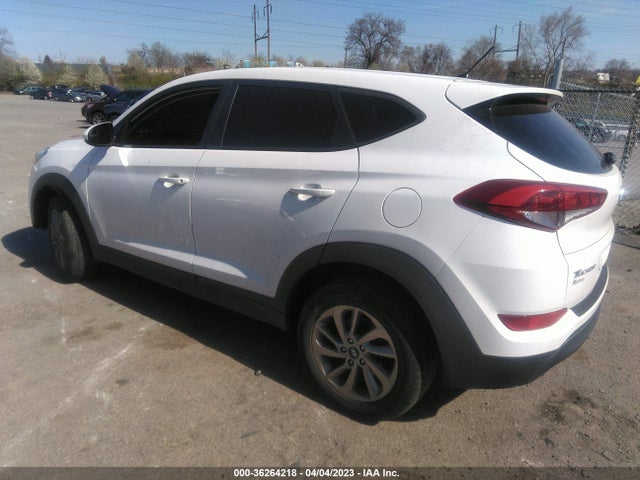 Hyundai TUCSON SE 2018 KM8J23A48JU818082 Image 3