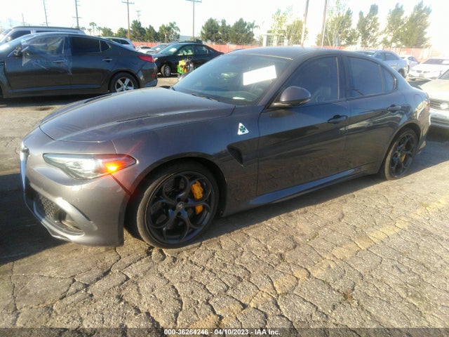 2017 Alfa Romeo Giulia, VIN: ZARFAEAVXH7547297