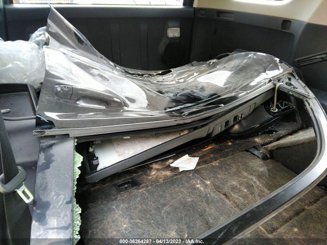Toyota 4RUNNER SR5 2018 JTEBU5JR7J5587384 Image 4