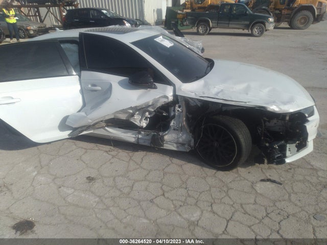 WAUENAF42JN005015 Audi A4 Premium Plus