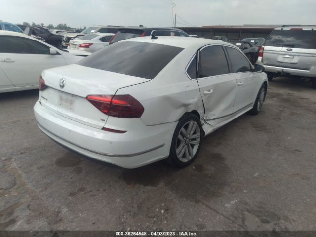 1VWGT7A38HC023752 Volkswagen Passat 1.8t Se W/technology