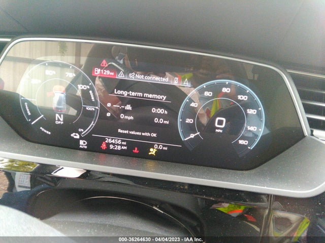 2019 Audi e-tron, VIN: WA1LAAGE7KB020913