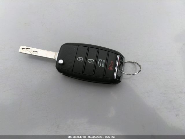 5XXGT4L37LG434387 KIA Optima Lx