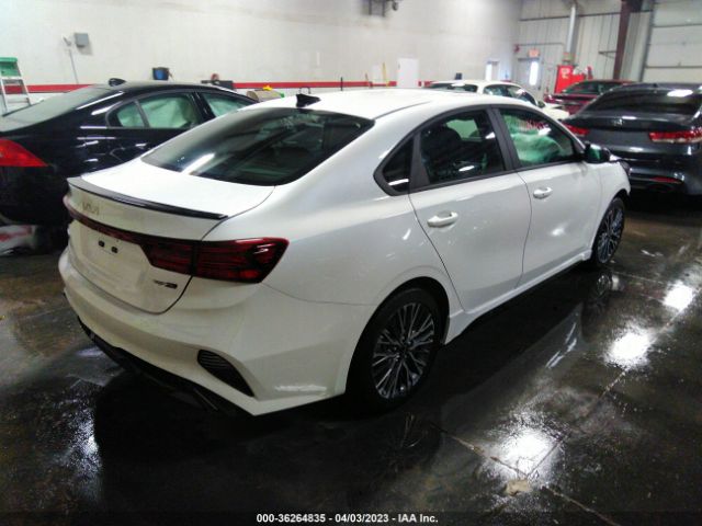 3KPF54AD8PE594505 KIA Forte Gt-line