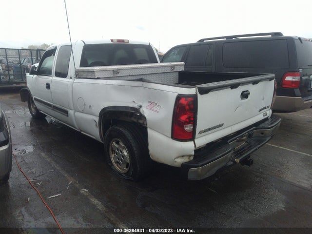 2004 CHEVROLET SILVERADO 1500 LS VIN: 2GCEC19TX41309744