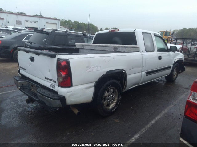 2004 CHEVROLET SILVERADO 1500 LS VIN: 2GCEC19TX41309744