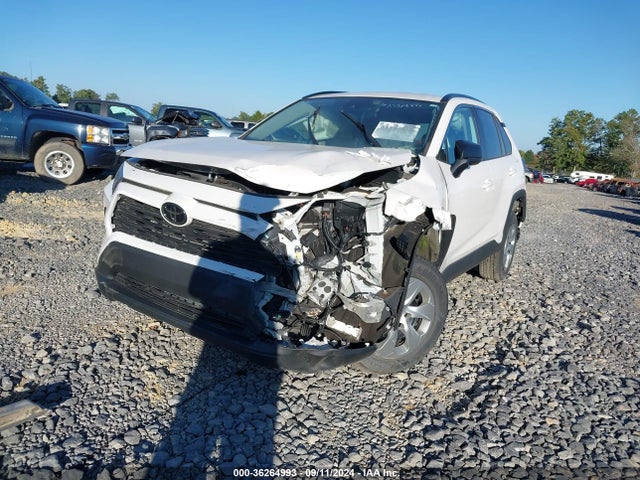 Toyota RAV4 LE 2021 2T3F1RFV5MW153618 Image 2