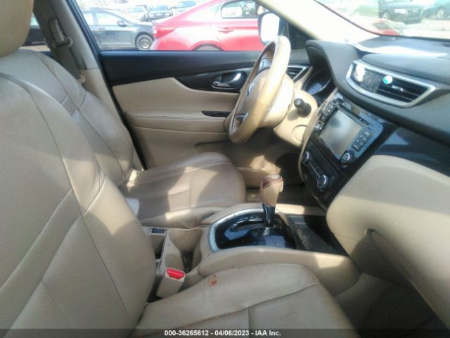 5N1AT2MV7EC865823 Nissan Rogue Sl