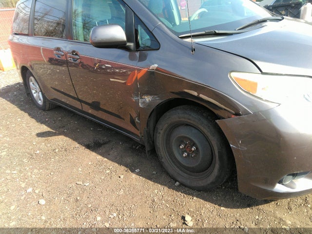 2012 TOYOTA SIENNA LE VIN: 5TDKK3DC4CS244521