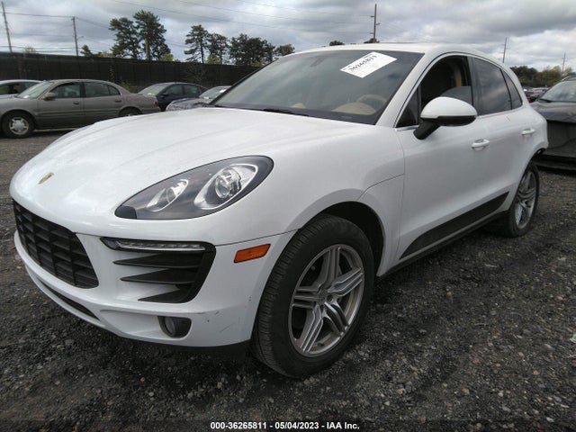 2016 PORSCHE MACAN S VIN: WP1AB2A56GLB53252