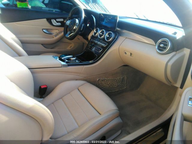 WDDWK8DB1KF802917 Mercedes-Benz C-class C 300