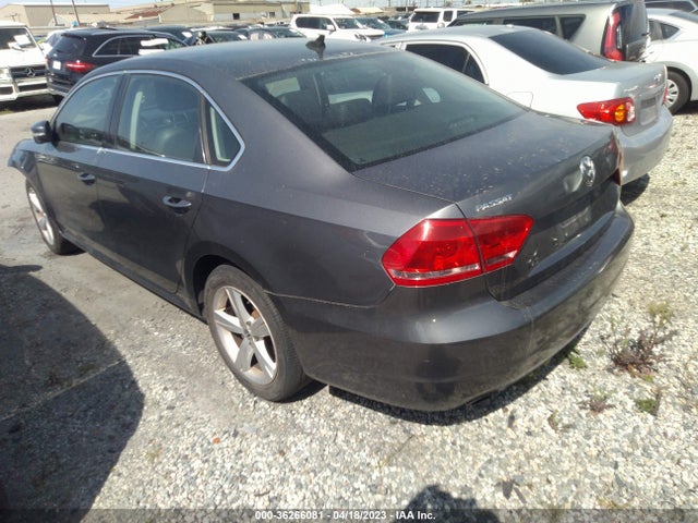 Volkswagen PASSAT SE 2014 1VWBT7A35EC063423 Image 3