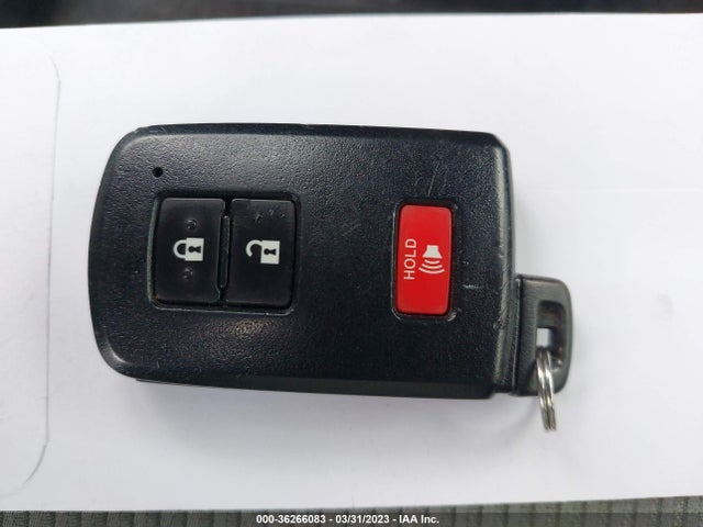 Toyota Prius C One/three/two/four 2014 JTDKDTB35E1081262 Image 3