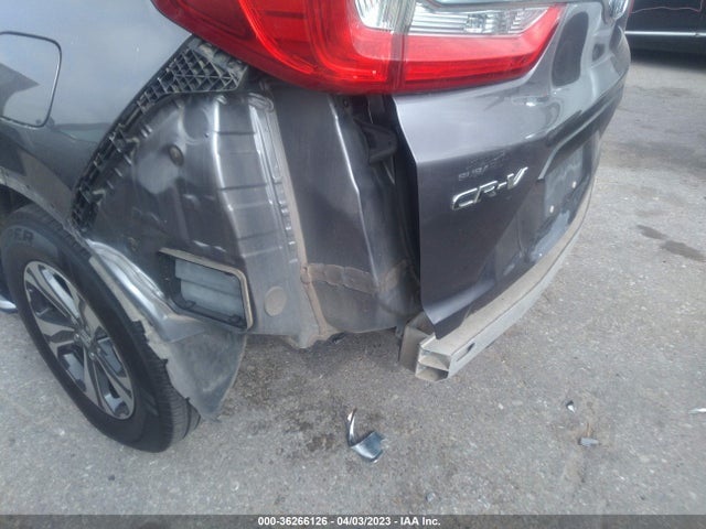 Honda CR-V LX 2017 7FARW5H31HE012550 Image 6