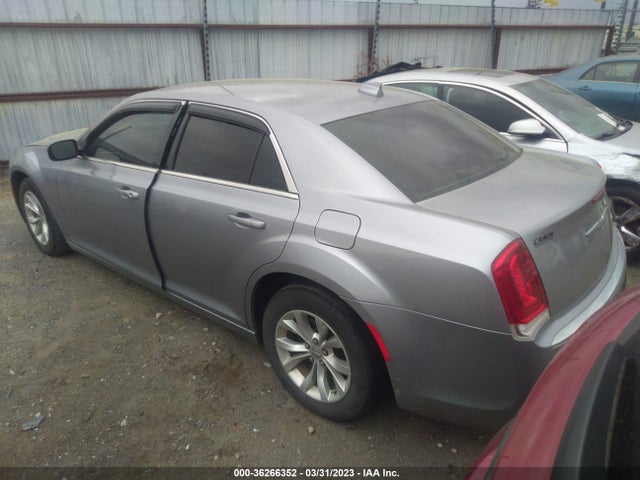 2C3CCAAG7FH893945 Chrysler 300 Limited