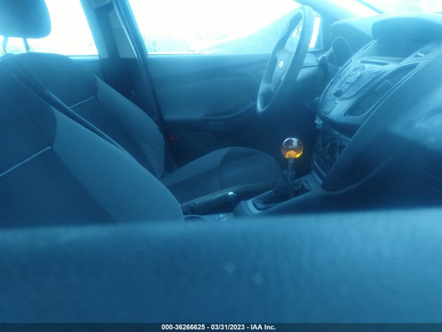 2013 FORD FOCUS S VIN: 1FADP3E20DL103700