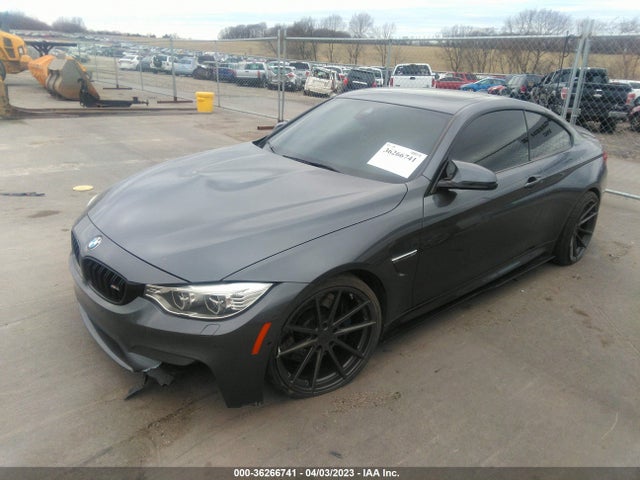 BMW M4 2015 WBS3R9C55FK329989 Image 2