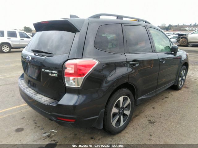 JF2SJAECXHH567023 Subaru Forester Premium