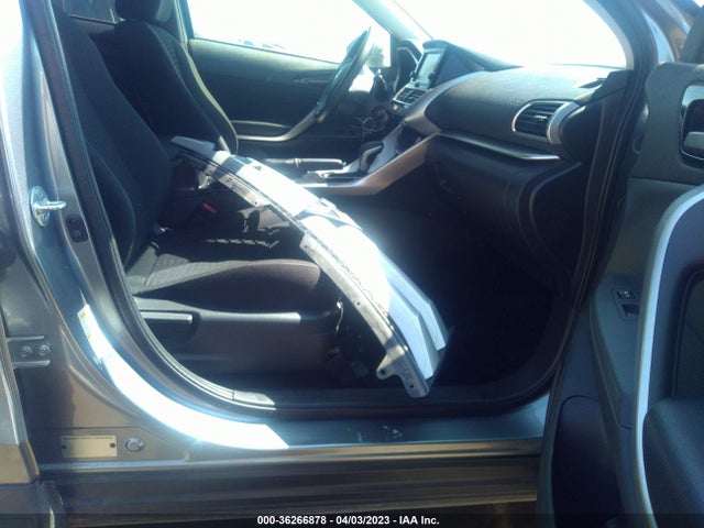 JA4AS3AA4LZ035657 Mitsubishi Eclipse Cross Es