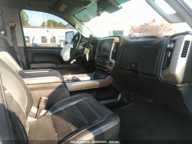 1GT12UEY0JF106256 GMC Sierra 2500hd Denali