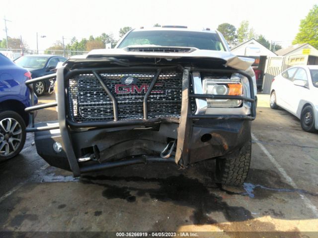1GT12UEY0JF106256 GMC Sierra 2500hd Denali