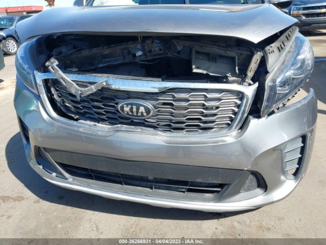 5XYPG4A3XKG537496 KIA SORENTO LX
