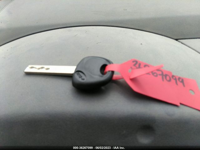 3KPA24AB2JE086121 KIA RIO S
