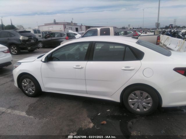 3KPA24AB2JE086121 KIA RIO S