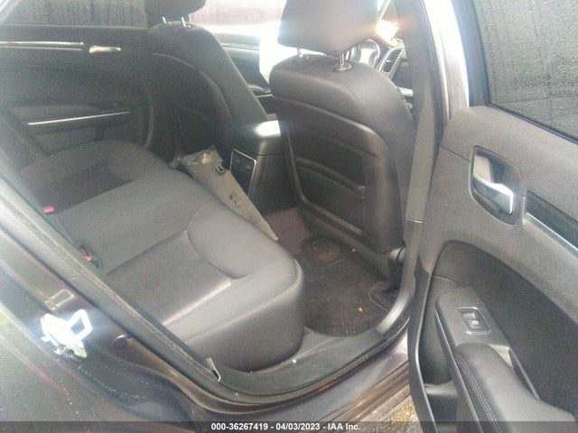 Chrysler 300 Touring 2018 2C3CCAAG3JH249559 Image 8