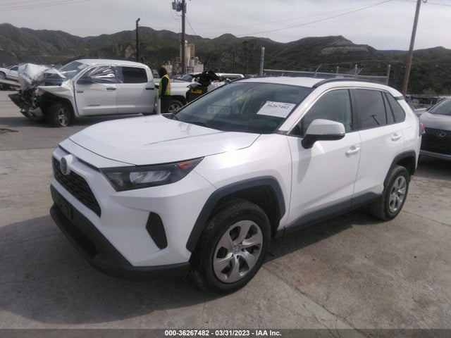 Toyota RAV4 LE 2019 2T3K1RFV0KC013716 Image 2