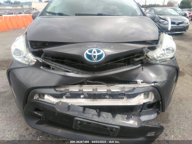 Toyota Prius V Two/five/three/four 2017 JTDZN3EU8HJ058353 Image 6