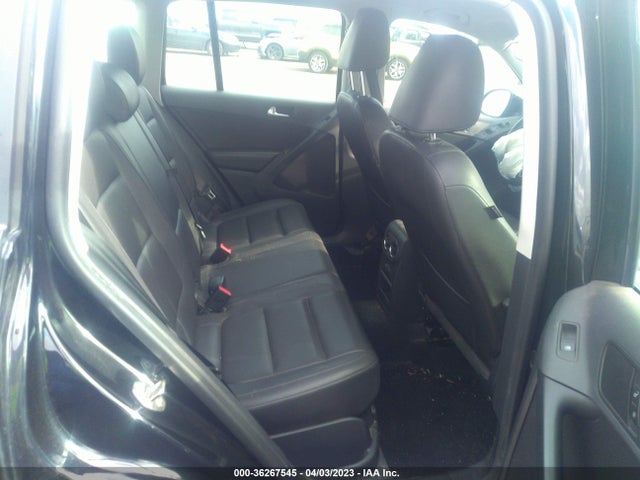 WVGAV7AX6HK029380 Volkswagen TIGUAN