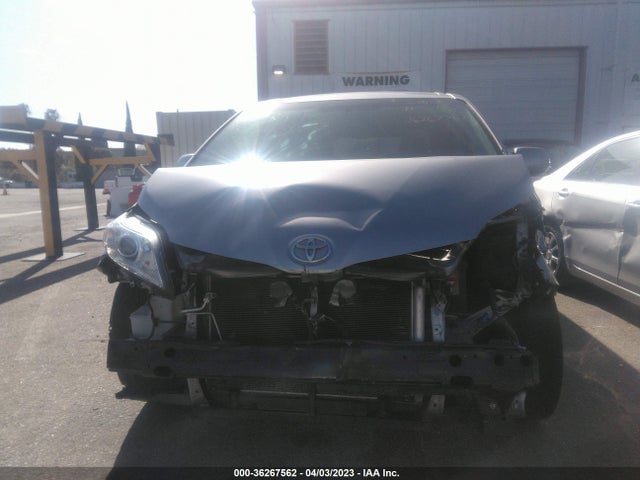 Toyota SIENNA LE 2015 5TDKK3DC0FS579246 Image 10