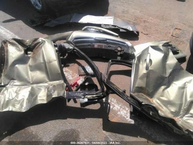 1FMCU0J90EUA37298 Ford Escape Titanium