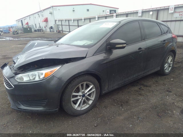Ford FOCUS SE 2017 1FADP3K26HL258651 Image 2