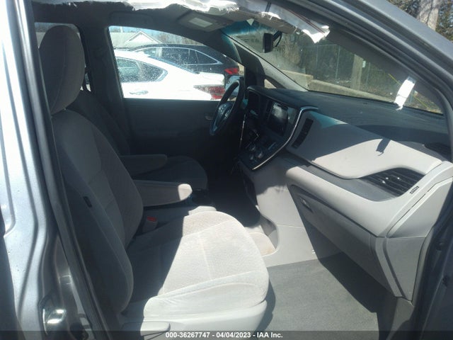 Toyota Sienna Le 8 Passenger 2015 5TDKK3DCXFS550157 Image 5