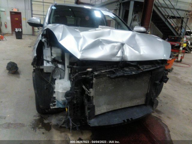 5XYPGDA52JG369031 KIA Sorento Lx V6