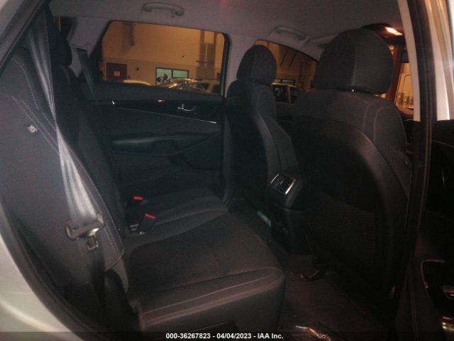 5XYPGDA52JG369031 KIA Sorento Lx V6