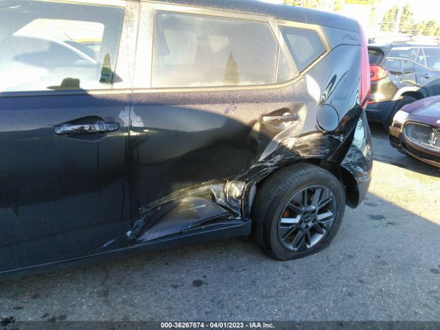 KNDJ23AU6M7797028 KIA SOUL S